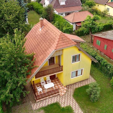 Dávid Apartman Gárdony Exterior foto